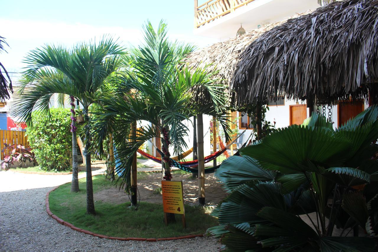 La Mariposa Hostal Olón Esterno foto