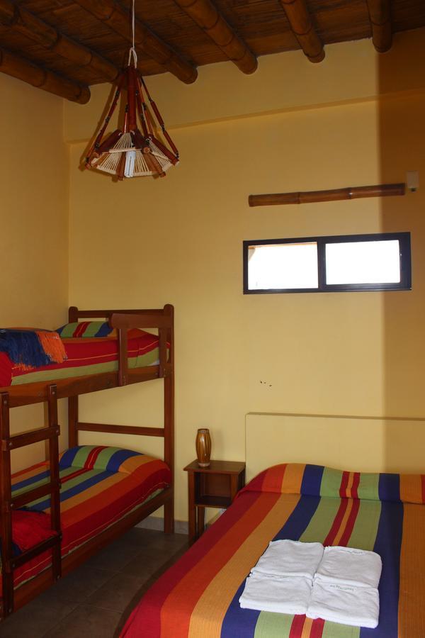 La Mariposa Hostal Olón Esterno foto