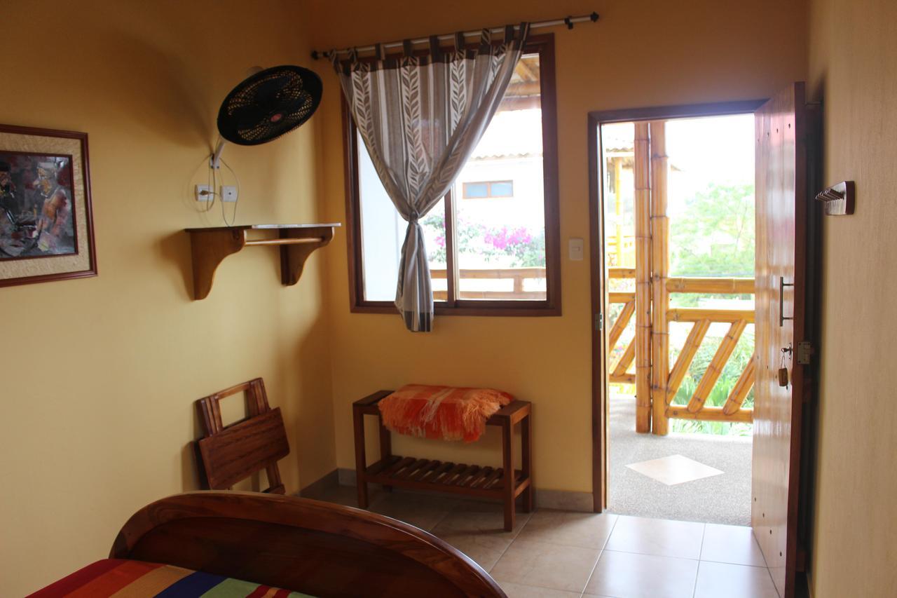La Mariposa Hostal Olón Esterno foto