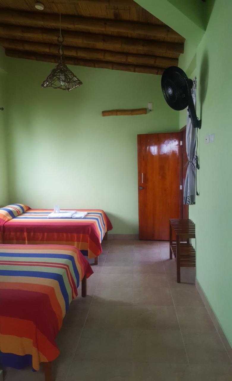 La Mariposa Hostal Olón Esterno foto